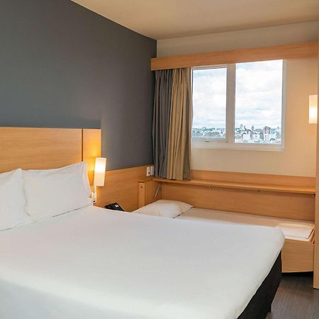 Ibis Chapeco Hotel Exterior foto