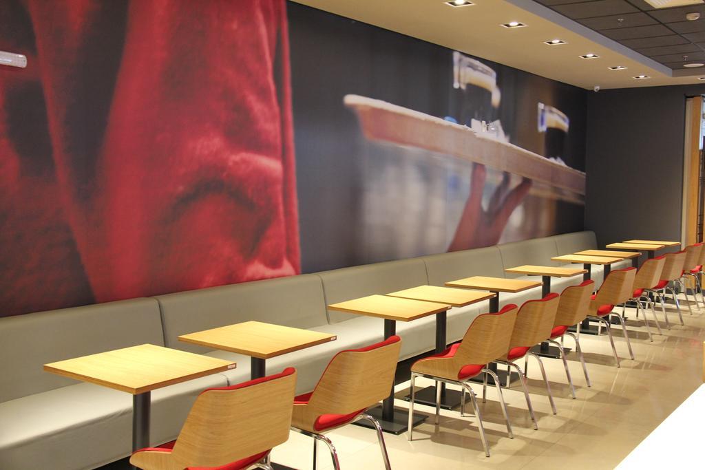 Ibis Chapeco Hotel Exterior foto